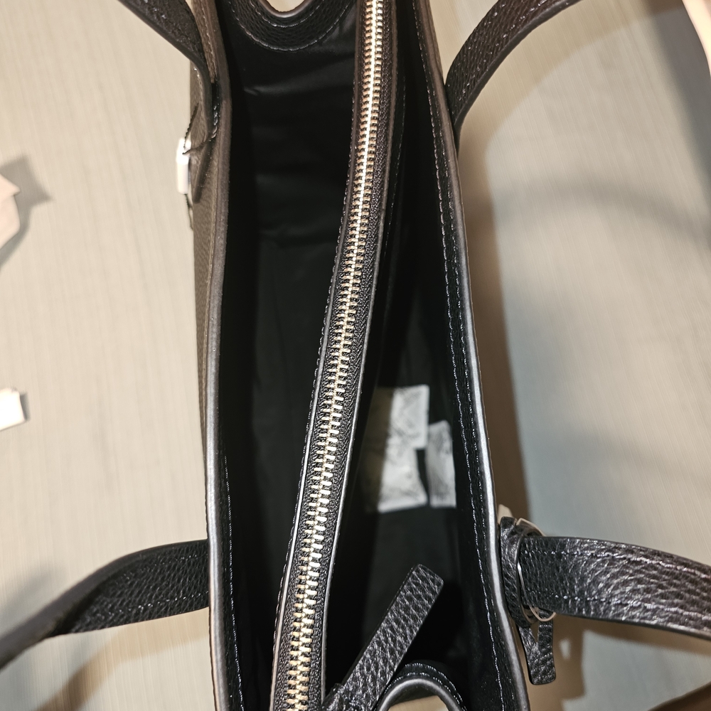 Marc Jacobs Black Textured Tote - Picture 7 of 10
